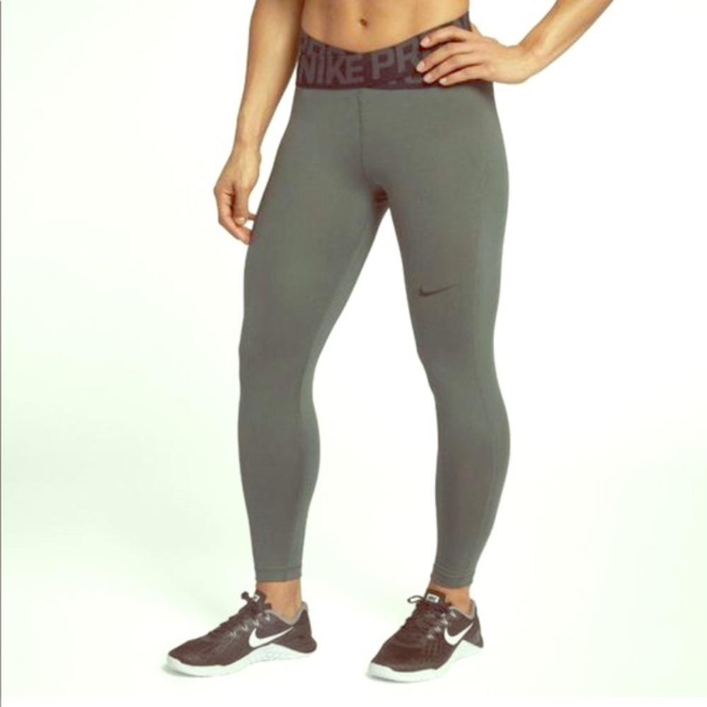 Nike Pro Crisscross top leggings